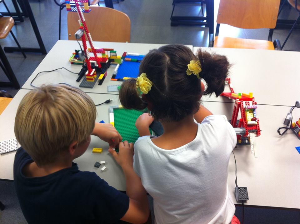 iSchool Actividades